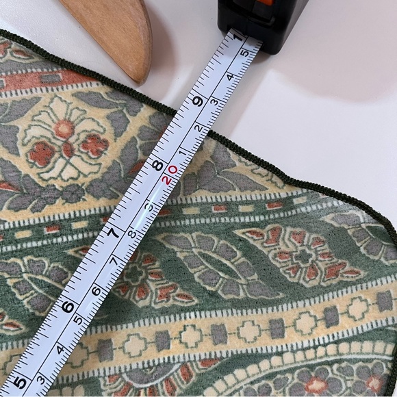 Vintage 1960 70 MCM Mod Avocado green Paisley semi sheer Bow Neck scarf Cravat - Picture 10 of 16